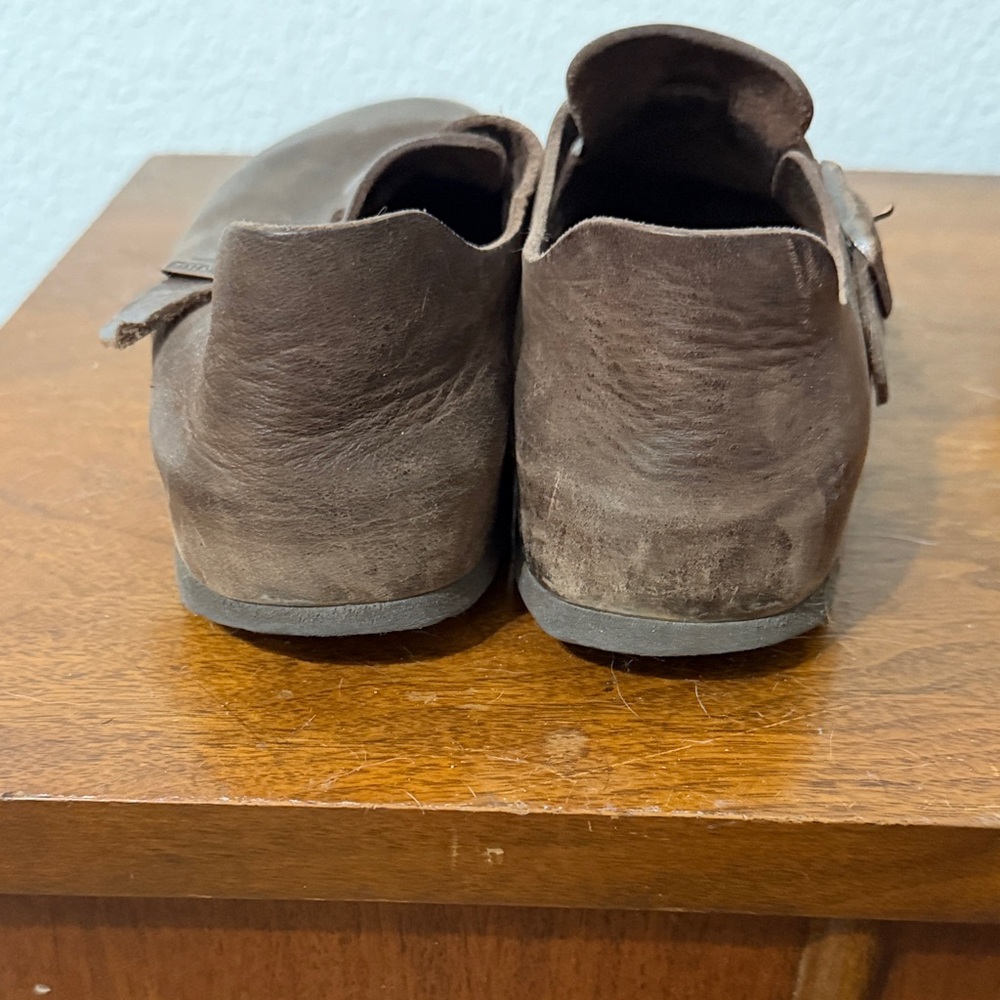 Women’s  Brown Leather Buckle Shoes - Picture 4 of 10